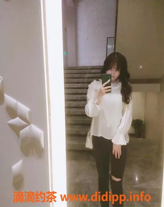 上海楼凤资源信息,上海徐汇区年轻丰满妹子，600元超值体验