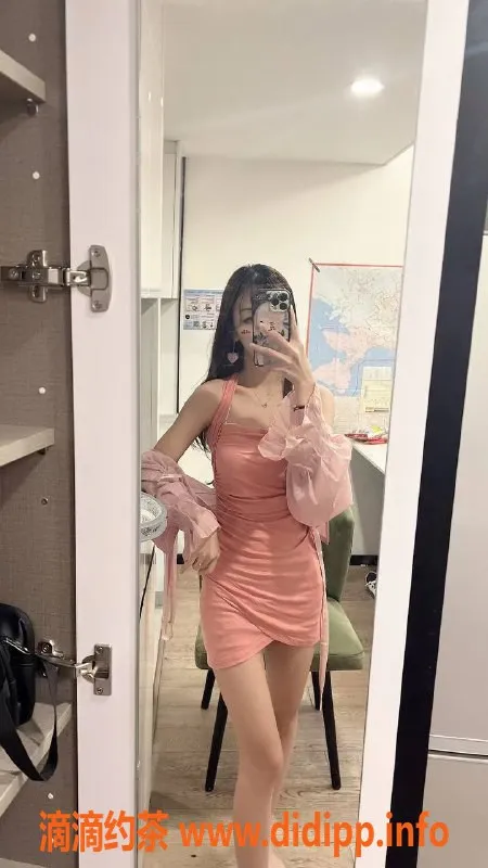 深圳楼凤资源信息,龙华依儿，1200元享优质服务