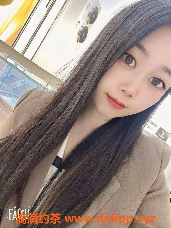 广州楼凤-天河嫩妹小柒，500元约会服务体验