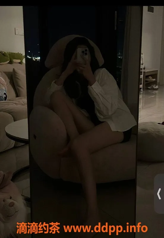 长沙上门服务资源信息,开福区春娇，21岁162cm白嫩妹子陪浴服务