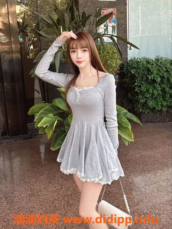 深圳楼凤-龙华可可老师，800元起，服务超赞