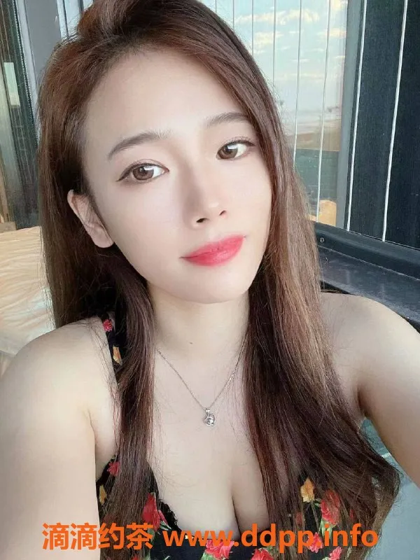 广州楼凤-天河嫩妹灵儿，视频验证，600元/次