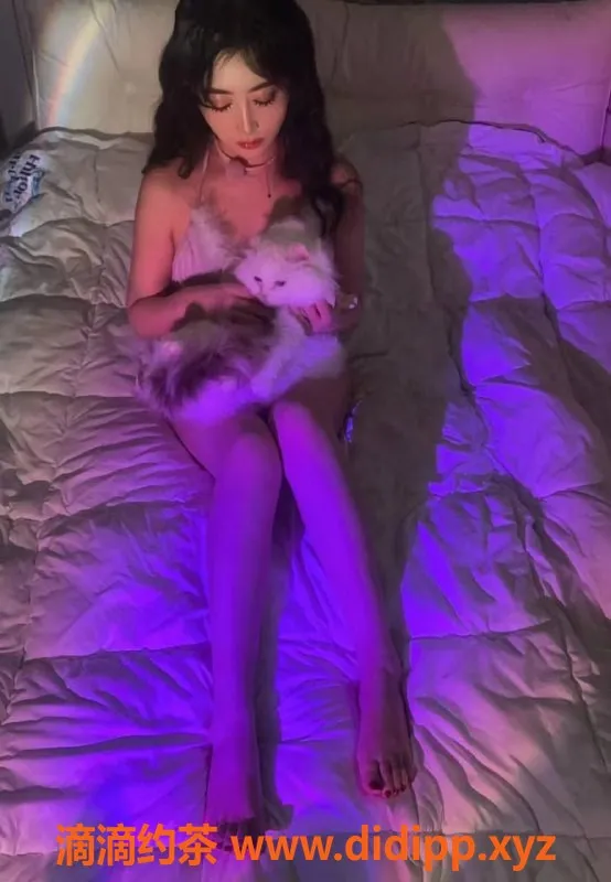 北京楼凤-朝阳十里河豚宝，纯天然粉嫩小妹