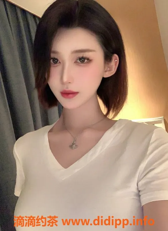 杭州楼凤-拱墅区甜甜，高挑178cm蜜桃臀，1000P全套服务