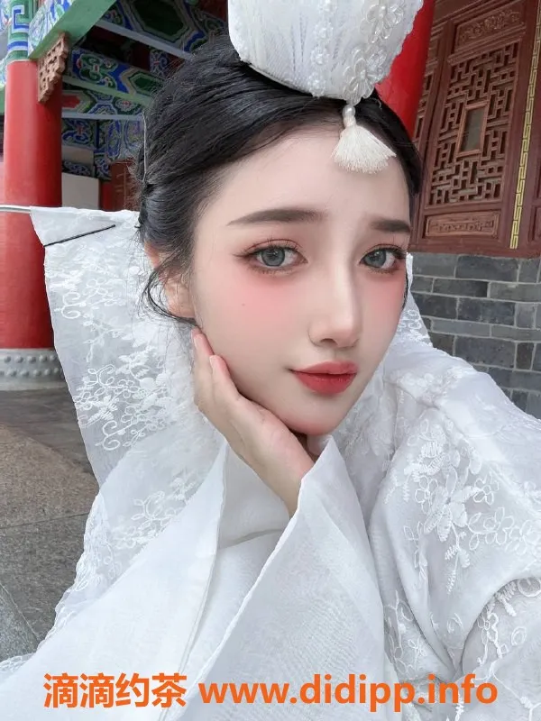 杭州楼凤资源信息,上城区小肥羊，170cm，128斤，体验丰满诱惑