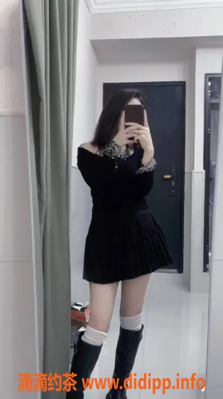 杭州上门服务-余杭茜茜，21岁163cm，88斤，亲密陪伴服务