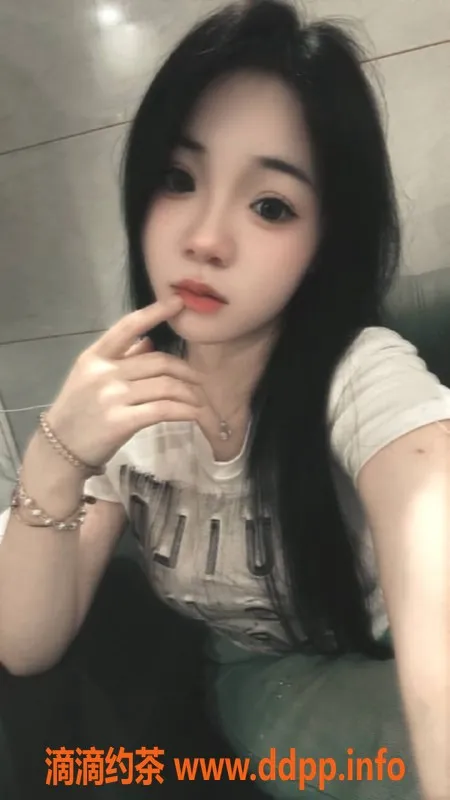 深圳楼凤-悠7047，龙华1500内激情服务，舌吻六九热辣体验