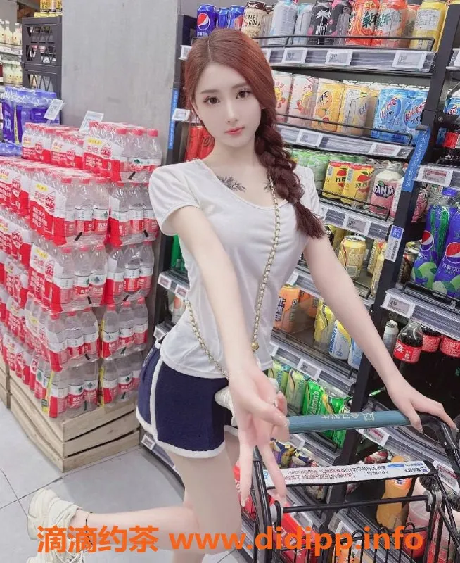 上海楼凤-浦东笨小妞福利活动，限时1200P