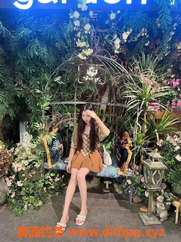 杭州上门服务-拱墅区20岁月月，160cm105斤甜蜜服务