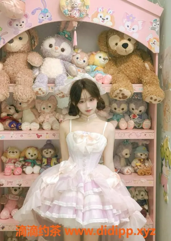 杭州楼凤-拱墅区糖糖，160cm身材苗条，初下水体验