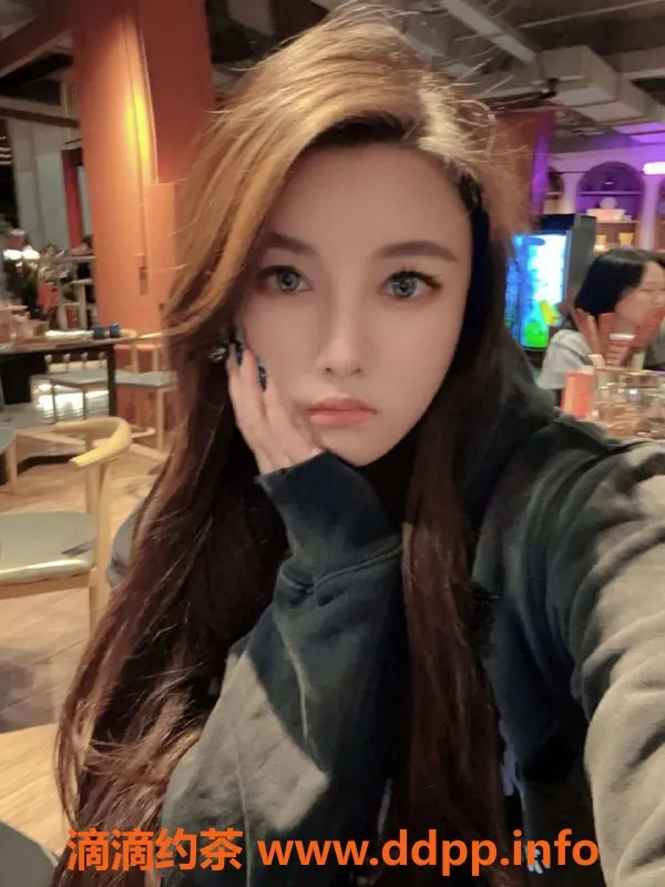 杭州楼凤-西湖希雅，魅力十足的适中身材小姐