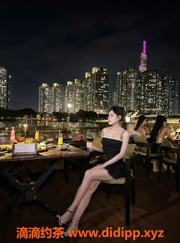 广州楼凤资源信息,天河范竹溪，鸳鸯浴价格700p，服务超赞！