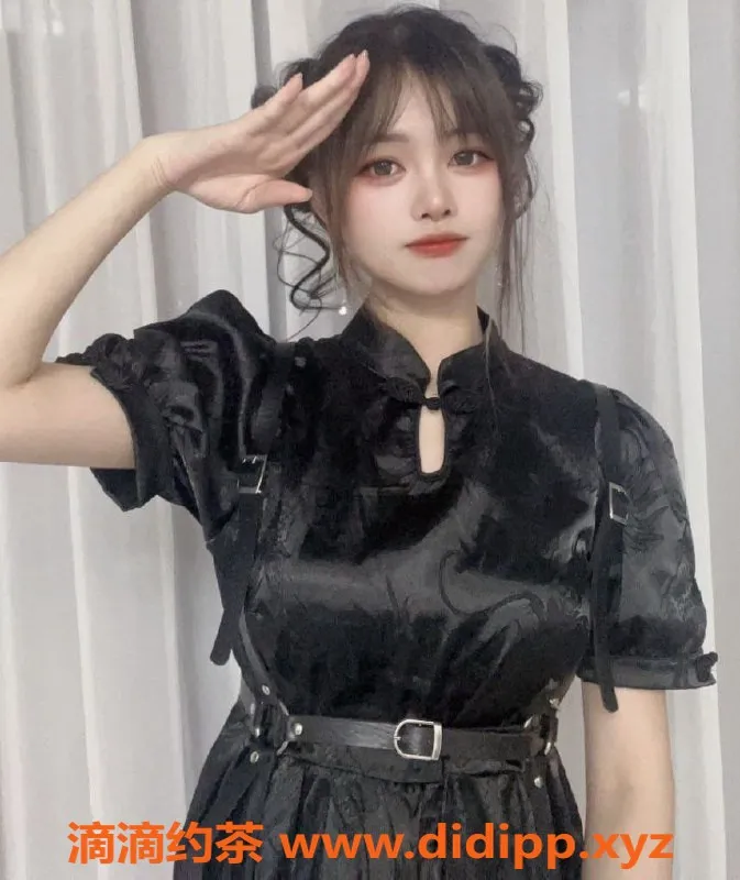 上海楼凤-默默，普陀落地千元以内尤物，164cm、43KG、36B