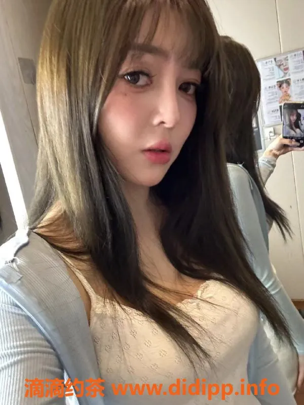 深圳楼凤-深圳南山贝贝，20岁165，千元档服务等你来体验！