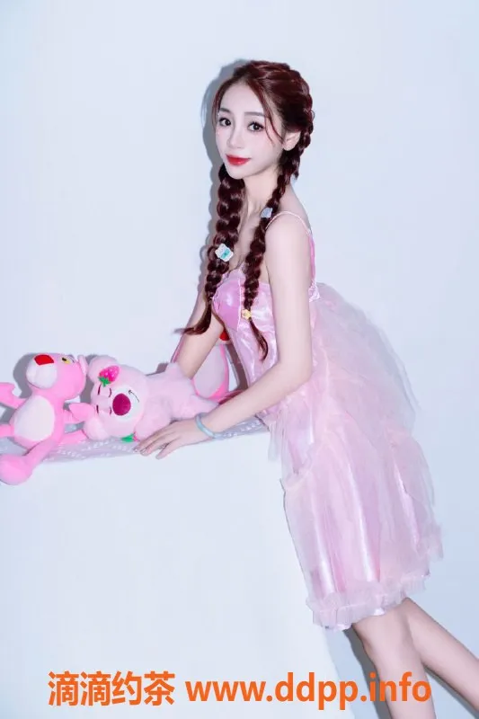 深圳楼凤-深圳龙华艾米，21岁高清服务体验