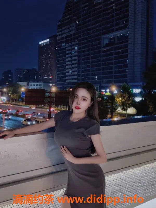 杭州楼凤-西湖区小维同学 160cm 45kg C杯偶尔兼职