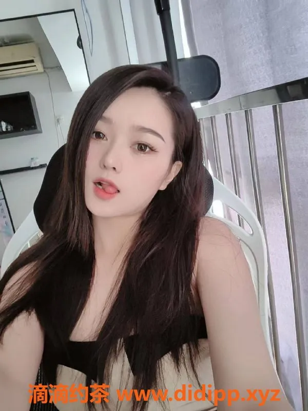 深圳楼凤资源信息,龙华妙之，丝袜服务600p，群友验证过