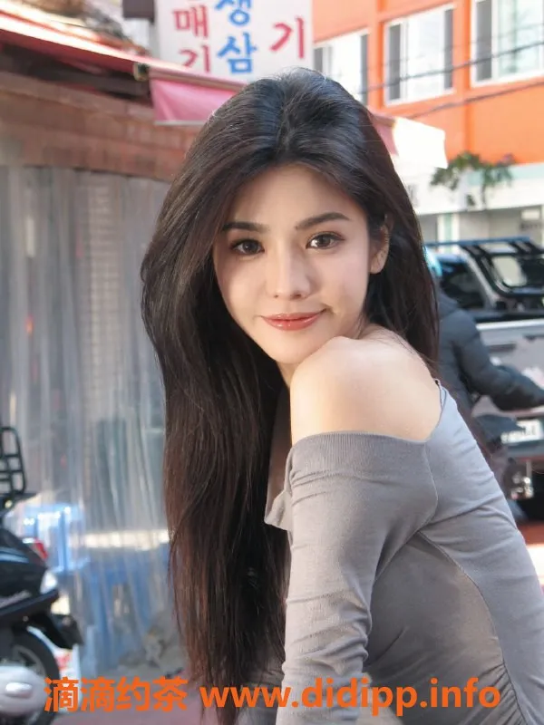 深圳楼凤资源信息,21岁雅雯，南山女神165cm，44kg特惠服务