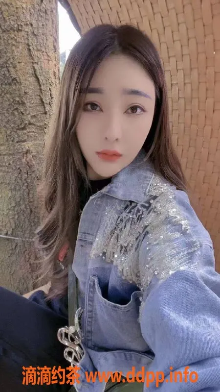 深圳楼凤-龙华泡芙老师，调情漫游只600！