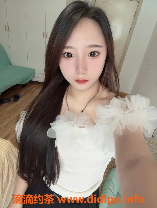 上海楼凤资源信息,浦东可爱嫩妹图图，164cm 43kg，800p起