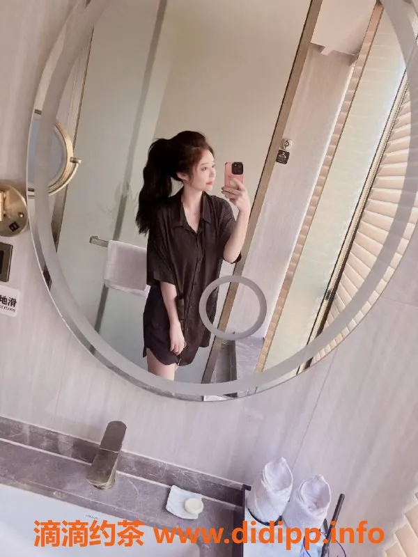 杭州楼凤-上城区李珍珍，174cm/108斤/完美身材陪浴服务