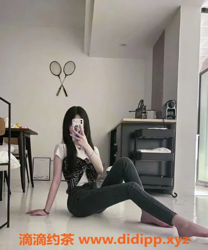 深圳楼凤-深圳罗湖依依，165cm C罩杯，服务超给力！