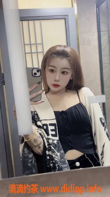 深圳楼凤资源信息,南山满天星，168cm身材比例，超值700P体验