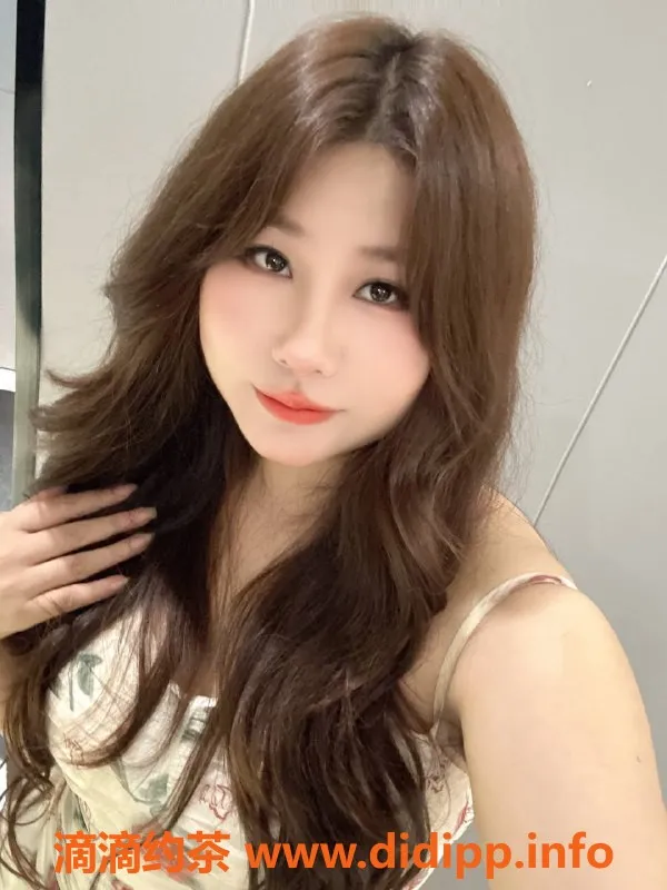 广州楼凤-天河嫩妹南音，600元视频验证服务