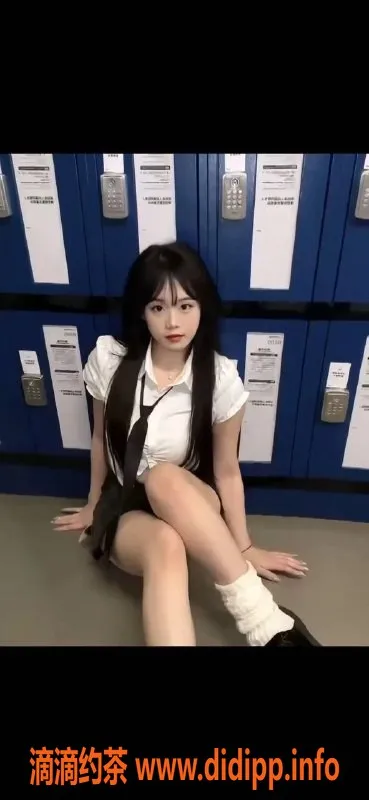 深圳楼凤-龙华笑笑：千元以上精致服务，口爆69等你来体验！