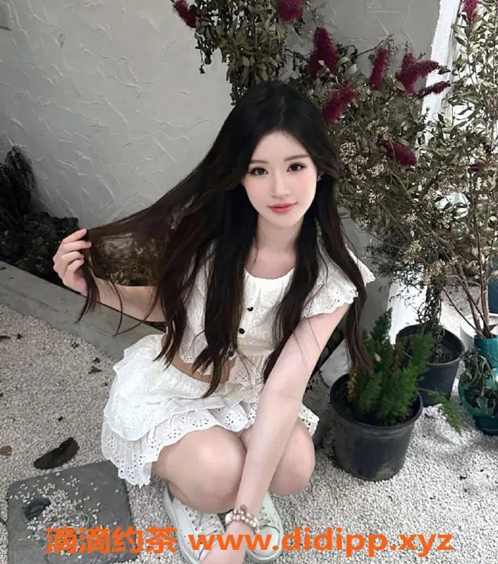 上海楼凤-静安福利拍卖：伊莉限时优惠，抢先出价！