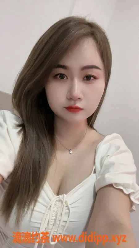 深圳楼凤-宝安小可，深喉制服，500元起服务