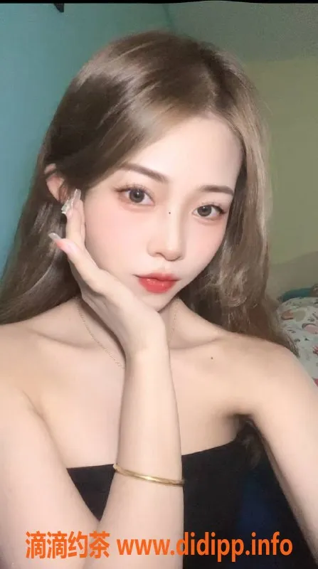 深圳楼凤-龙华小冉：1800pp 六九舌吻，超值体验！