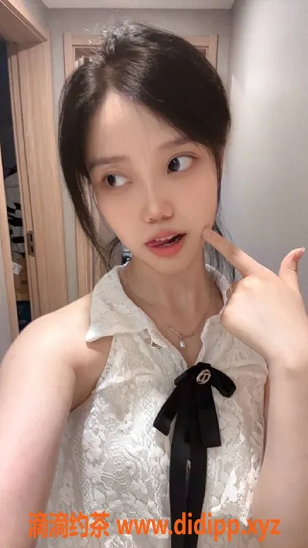 深圳楼凤资源信息,深圳福田小叶子，166cm大三学生，1200起