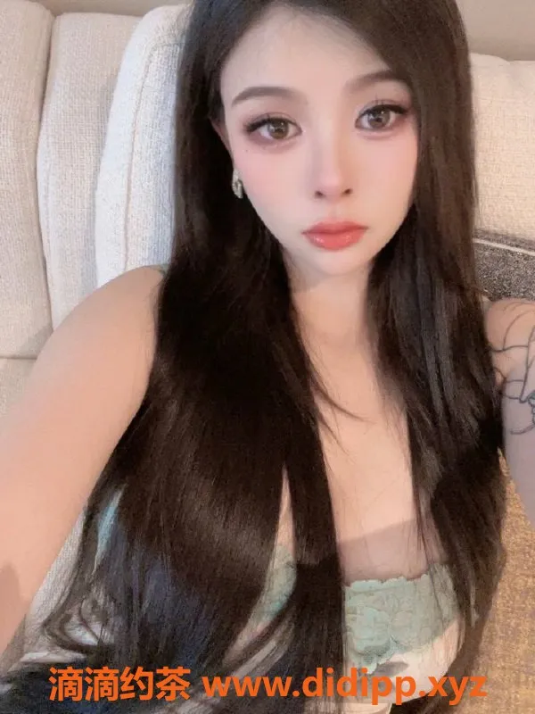 杭州楼凤-萧山区大胸直连老师爱酱，22岁身高170