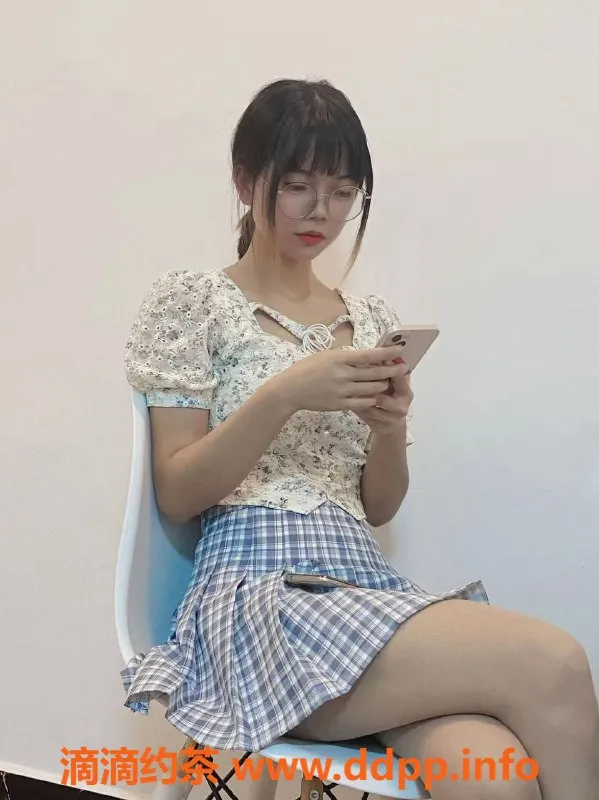 深圳楼凤-宝安研希儿，700元超值体验等你来