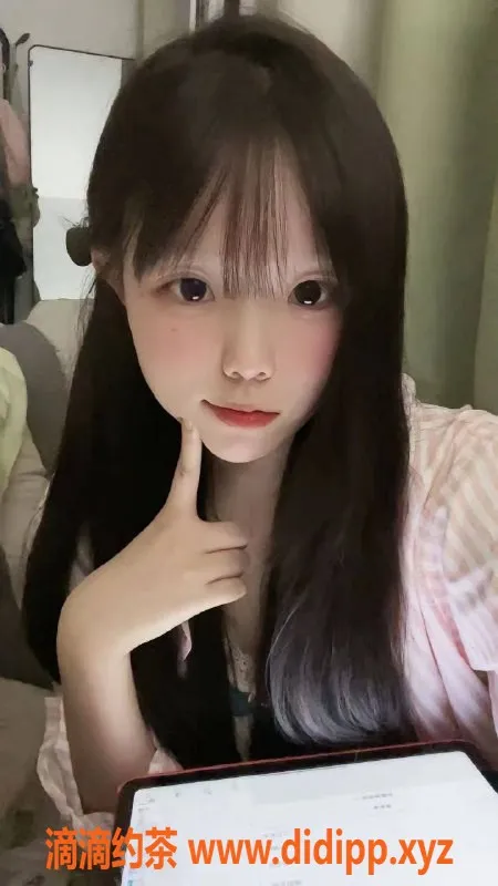 上海楼凤-静安小猫福利价900P，限量名额速来抢！