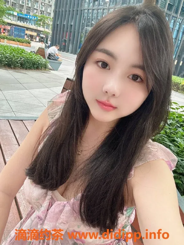 广州楼凤-天河菲儿：课费800p，1500pp服务