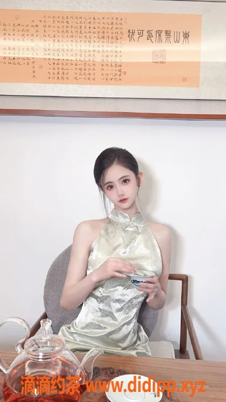 上海上门服务-浦东夏书禾：23岁高颜值陪玩，身材好性价比高