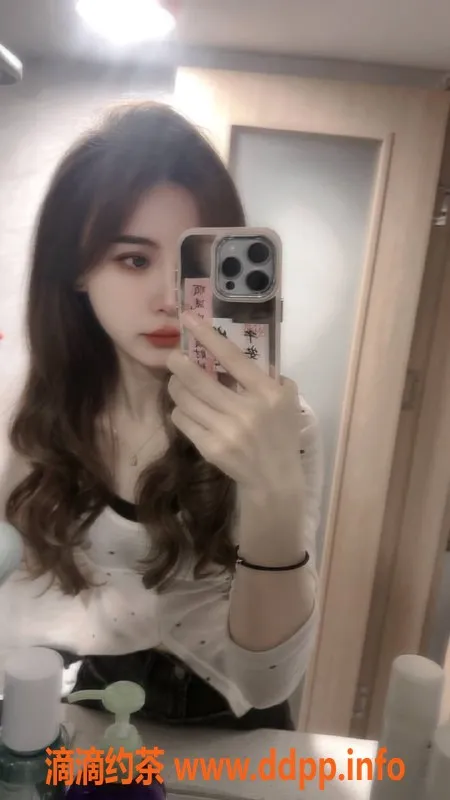 广州楼凤资源信息,白云璐璐，700课费，完美体验等你来！