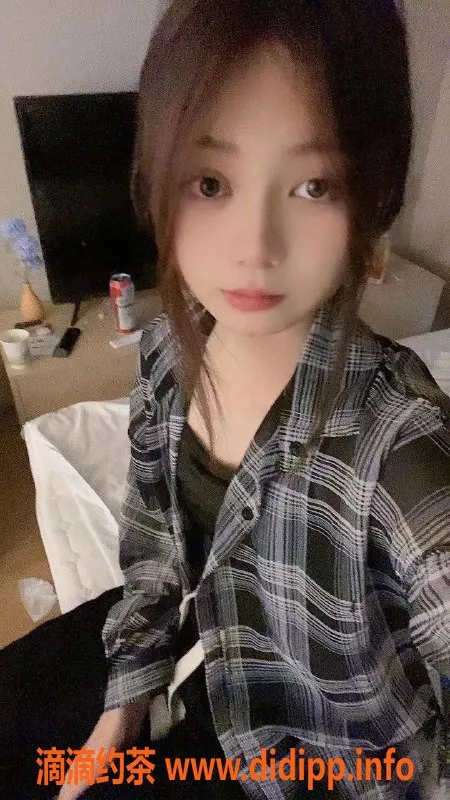 杭州上门服务-上城区小艾，170cm可爱学生妹，温柔体贴