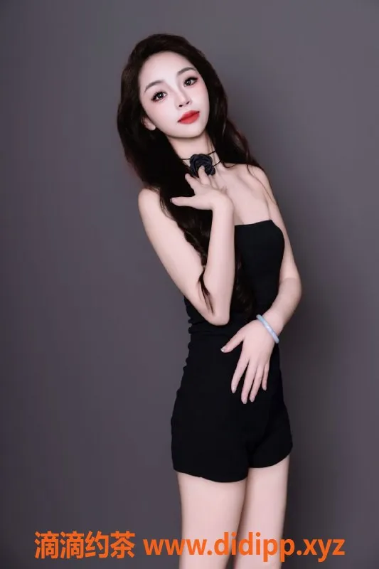 深圳楼凤-深圳龙华艾米 161cm 41kg 21岁 优质服务等你体验