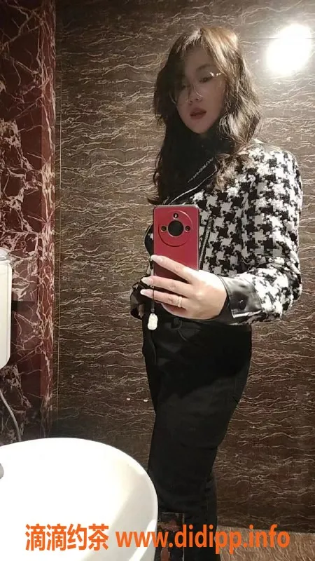 昆明楼凤-五华区莉莉，专享5P/8PP服务，尽享极致体验！