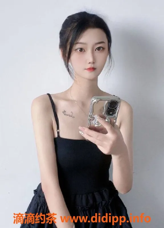 上海楼凤-普陀暖心老师，900P福利价700P！