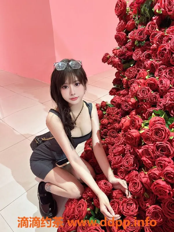 深圳楼凤-深圳福田灿灿，167cm大胸，1500元优惠服务