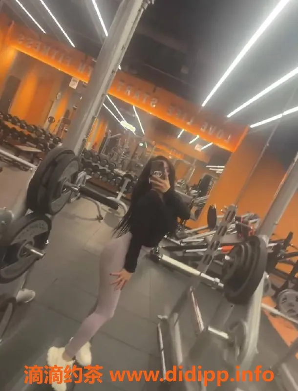 东莞楼凤-厚街小雨，已验证，1100元一小时，快来体验！