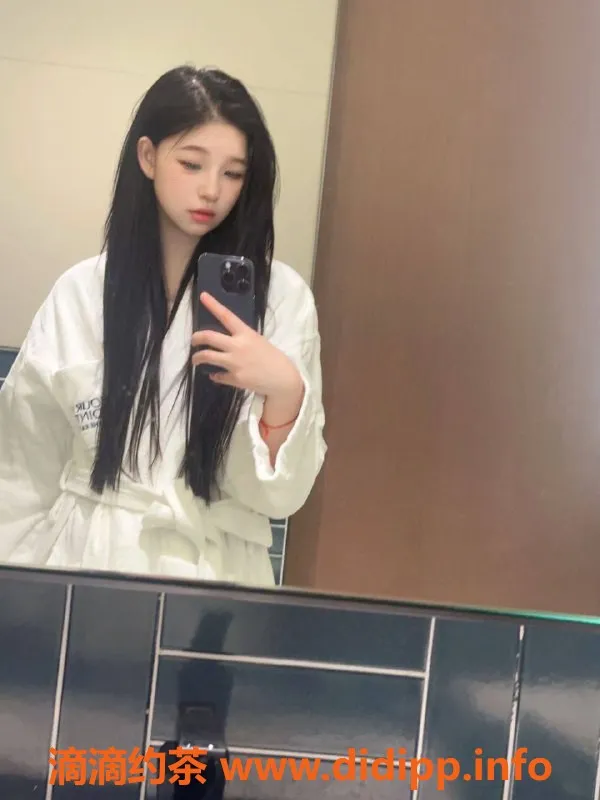 杭州上门服务-上城区可欣，18岁新款，颜值身材俱佳