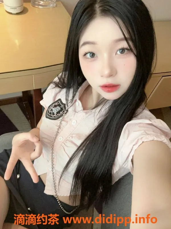 杭州上门服务-上城区可欣，18岁新款，颜值身材俱佳