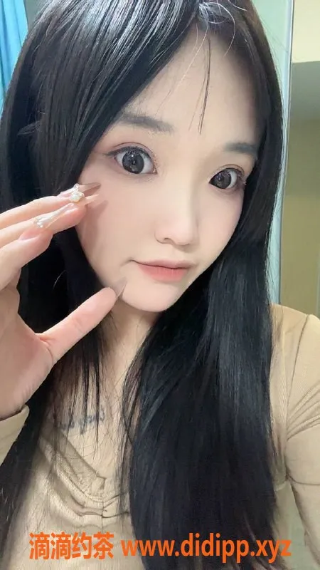 广州楼凤-天河可乐，600元小时服务，1200元双人体验