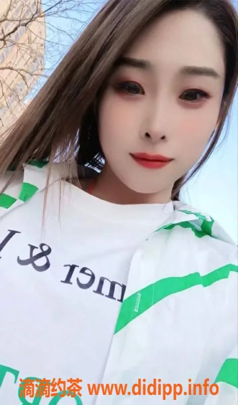 杭州楼凤资源信息,小妖晶22岁，2000喝茶体验，身材绝佳