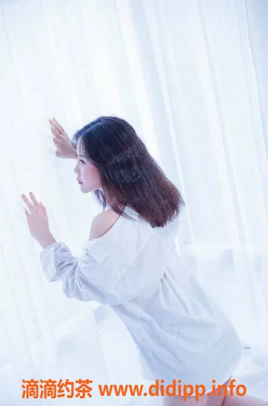 广州楼凤-天河人妻萱萱，400元超值服务等你来体验